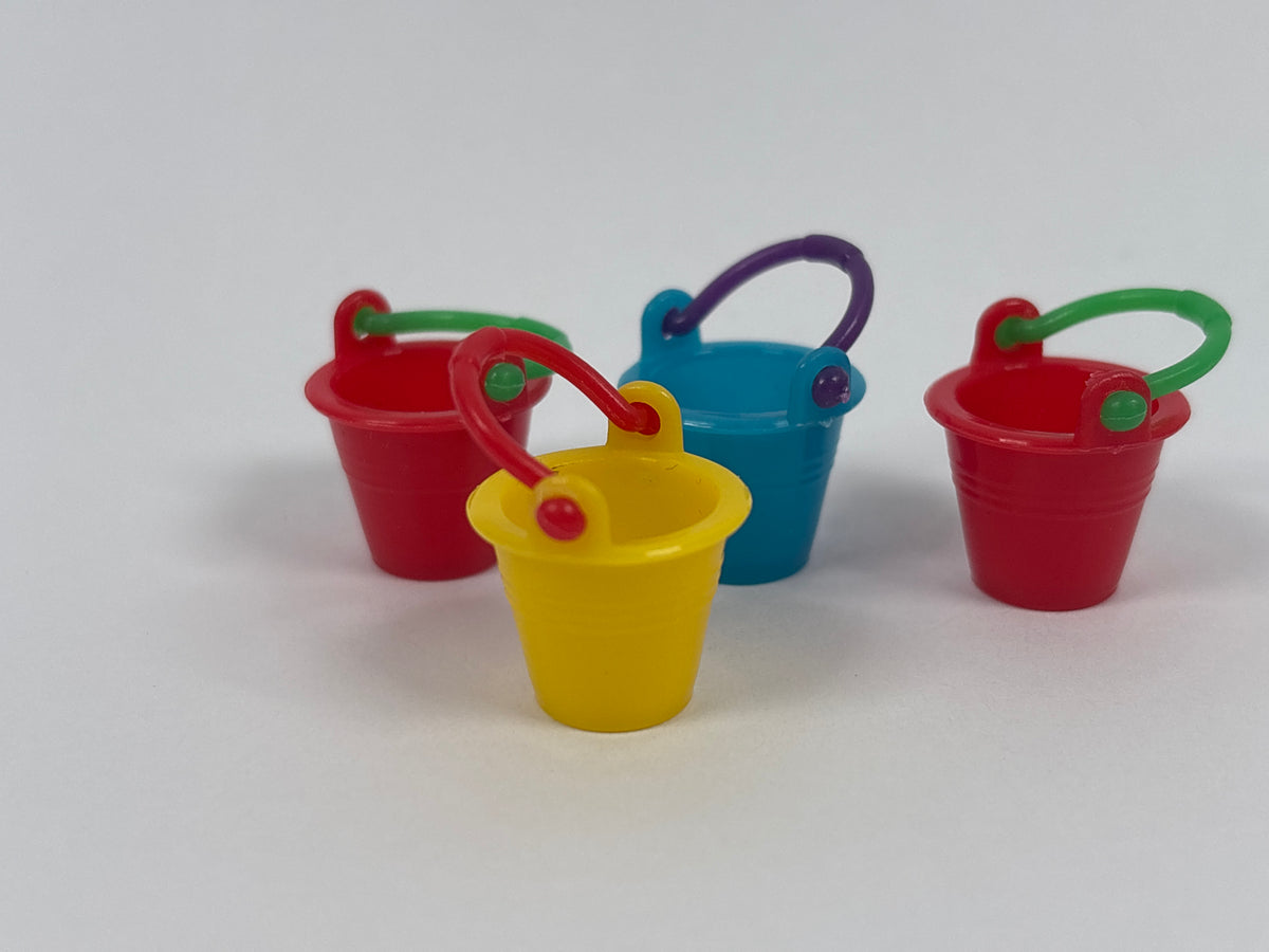 Miniature Beach Bucket – Random Colour