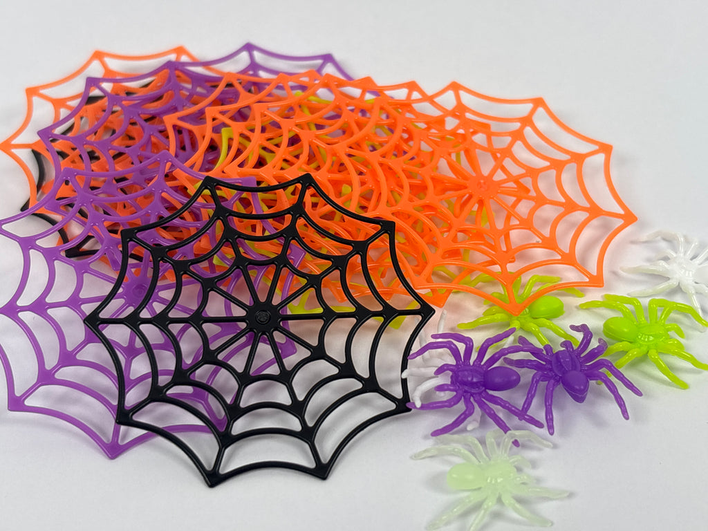 Miniature Spider Web & Spider – Random Colours