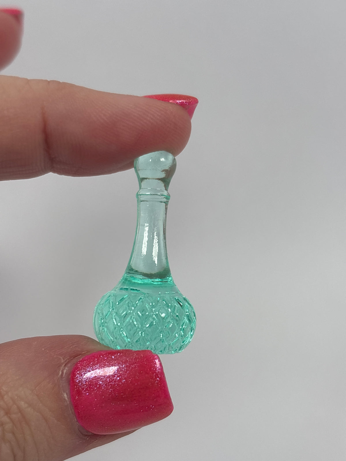 Miniature Decanter – Random Colour & Style