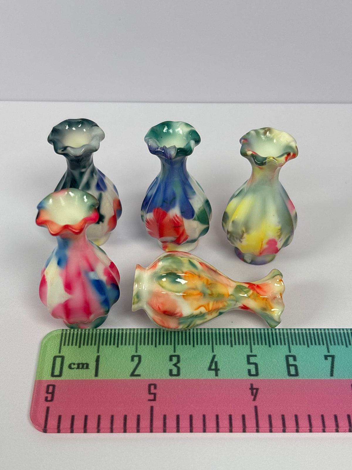 Miniature Resin Flower Vase – Individual Vase
