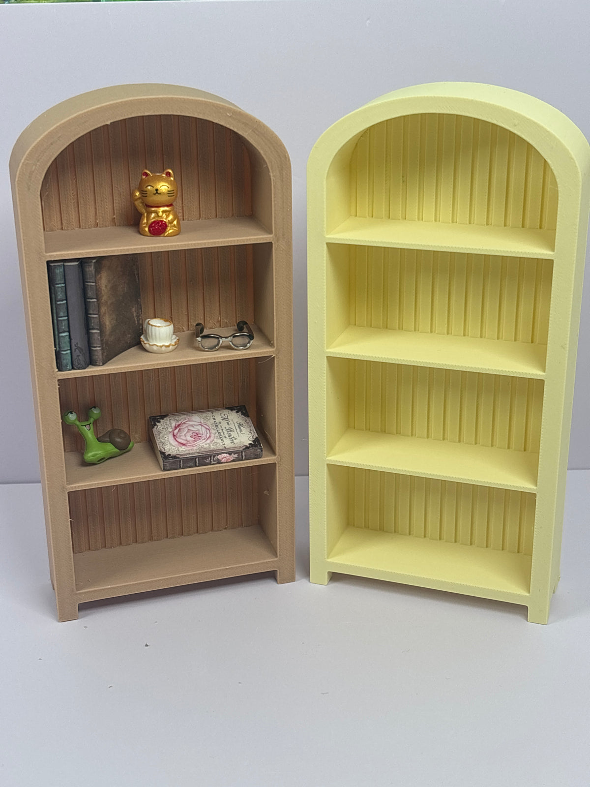 Mini bookshelf