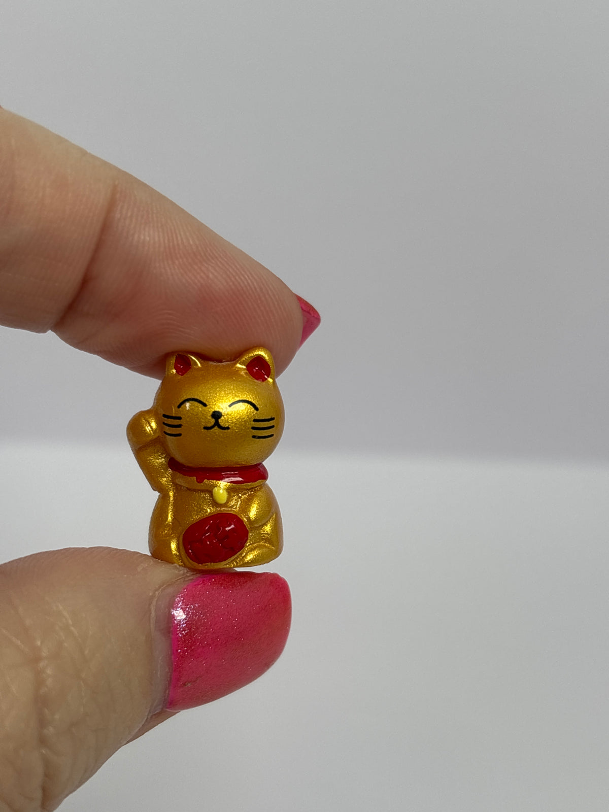 Miniature Maneki-Neko Lucky Cat – Resin Figurine
