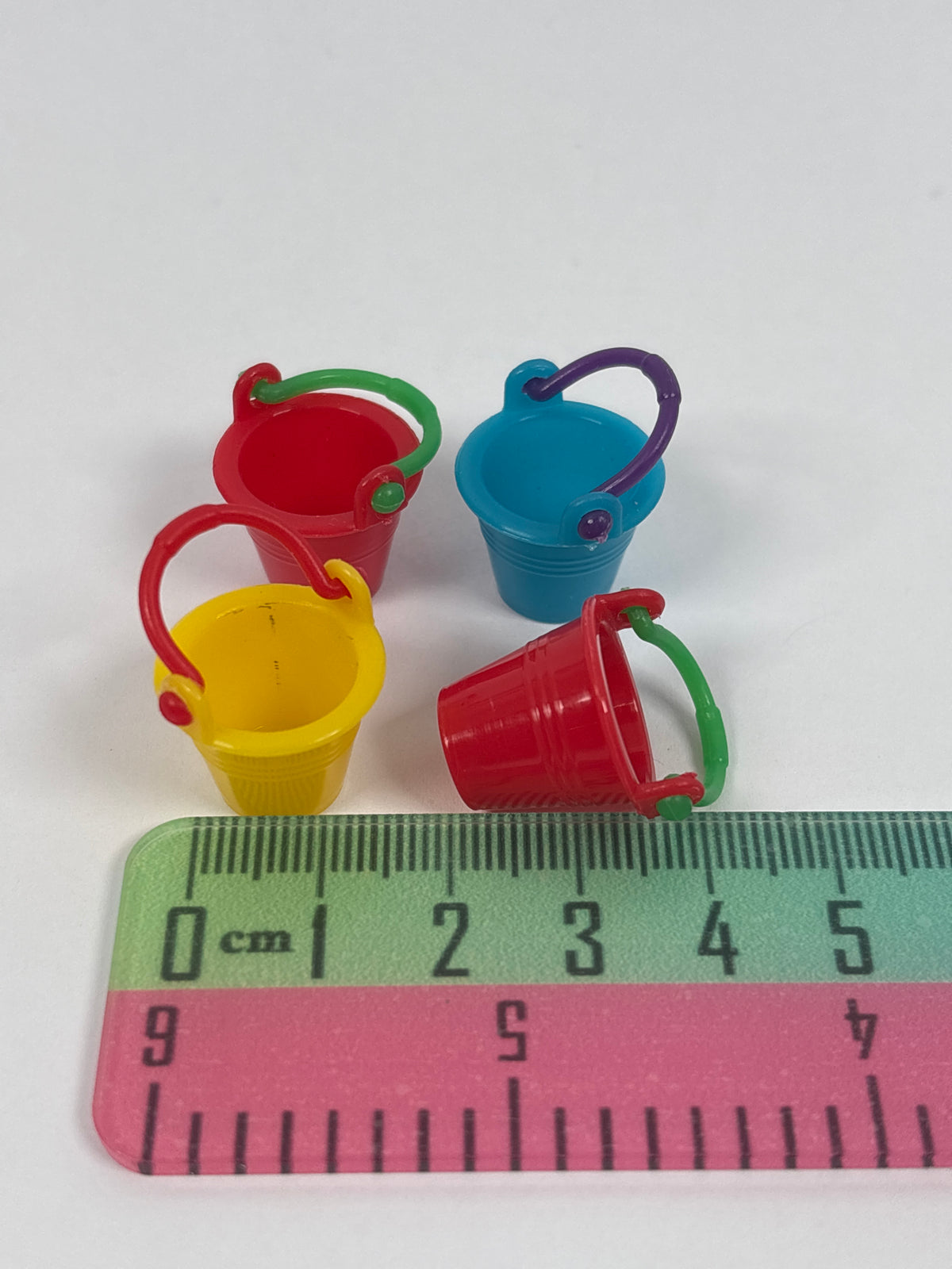Miniature Beach Bucket – Random Colour