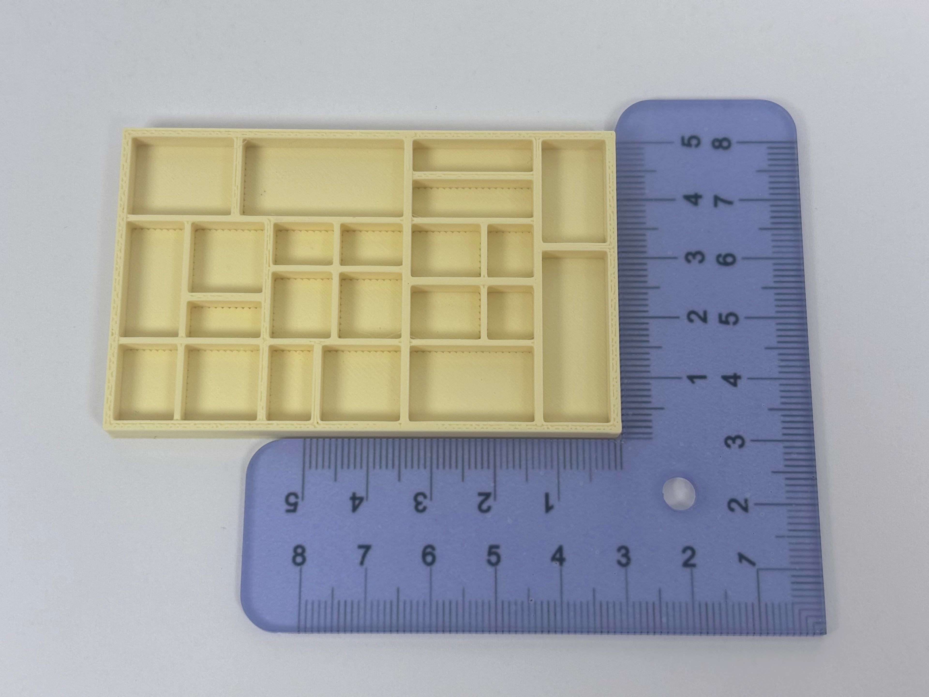 Miniature 3D Printed Trinket Shelf – Choose Your Colour