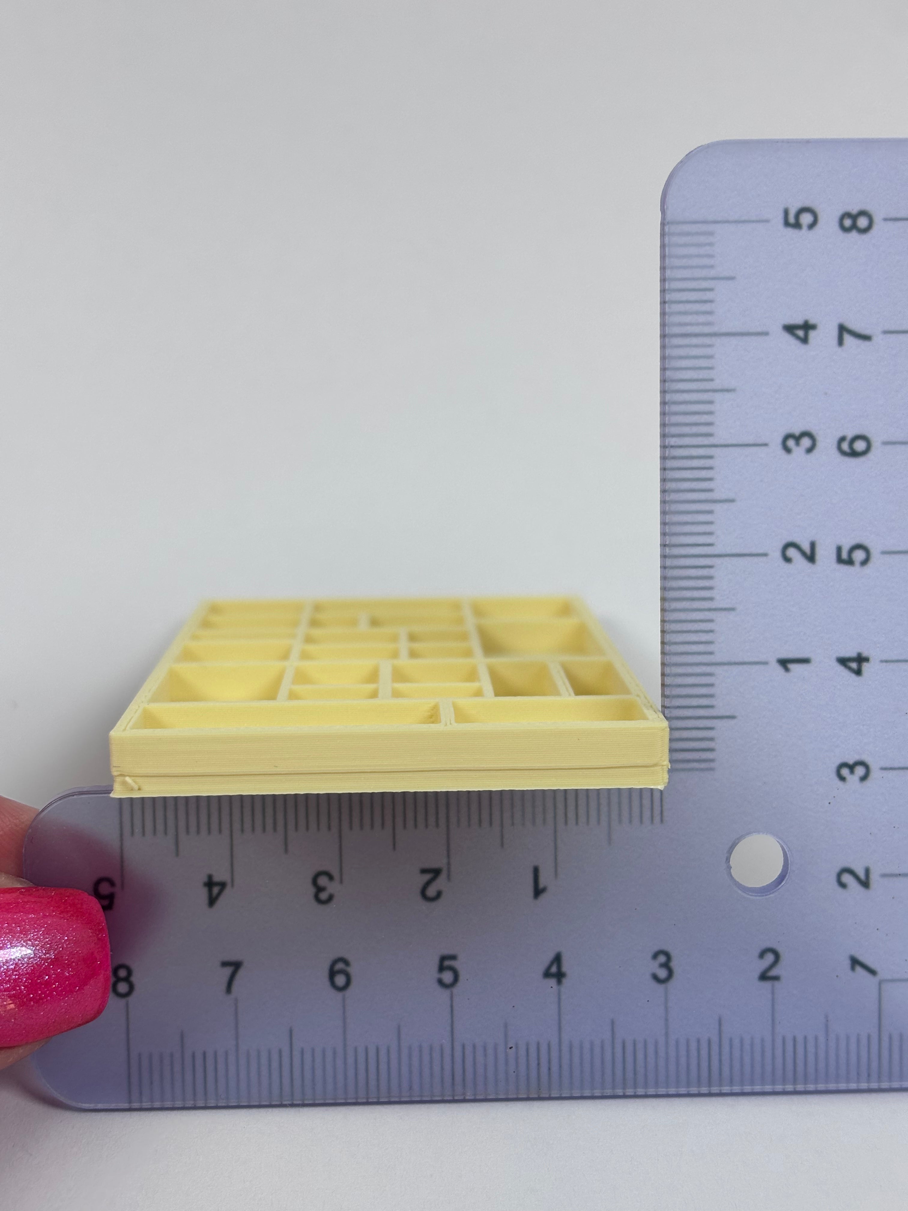 Miniature 3D Printed Trinket Shelf – Choose Your Colour