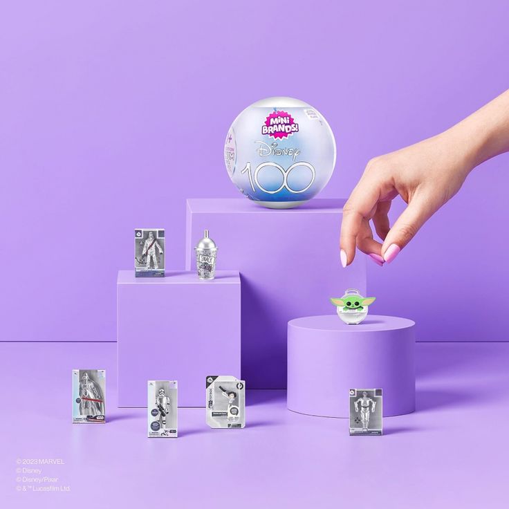 ZURU Mini Brands Disney Platinum – Choose Your Mini